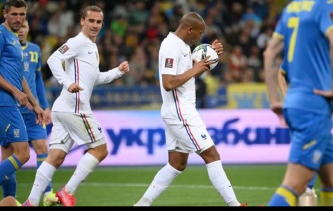 Kaiyun- 梅西赛事官方发布赛事规则更新新规,fpx争议不断发生 