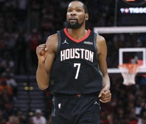 开云体育-包含杜兰特回归赛场，爆冷首场状态亮眼，热火观众沸腾！的词条