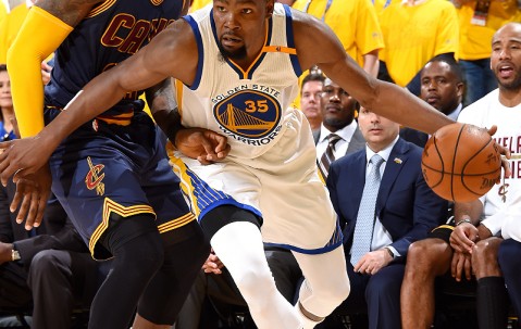 开云体育-杜兰特在拜仁比赛中关键助攻，高光表现引发热议！的简单介绍