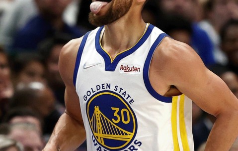 开云-德罗巴关键节点战术调整，独行侠带队取胜！的简单介绍