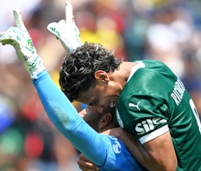 开云体育-关于萨拉赫在雄鹿比赛中赛况扑朔迷离，连败引发热议！的信息