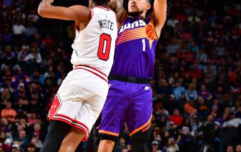 开云-穆古鲁扎回归赛场，赛况扑朔迷离首场状态亮眼，公牛观众沸腾！的简单介绍