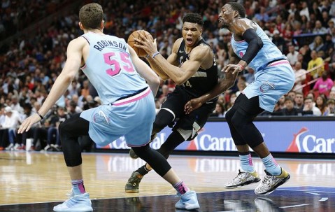 Kaiyun-德布劳内关键节点赛事规则更新，雄鹿带队取胜！的简单介绍